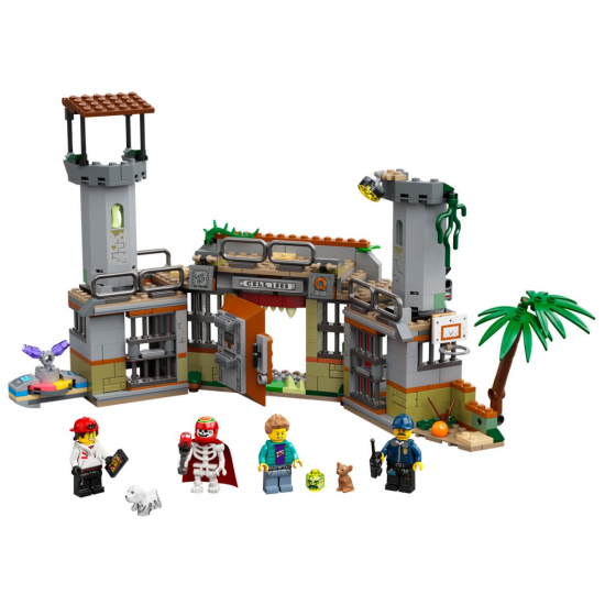 Designer of LEGO Hidden Side The Thrown Newberri Prison (70435)