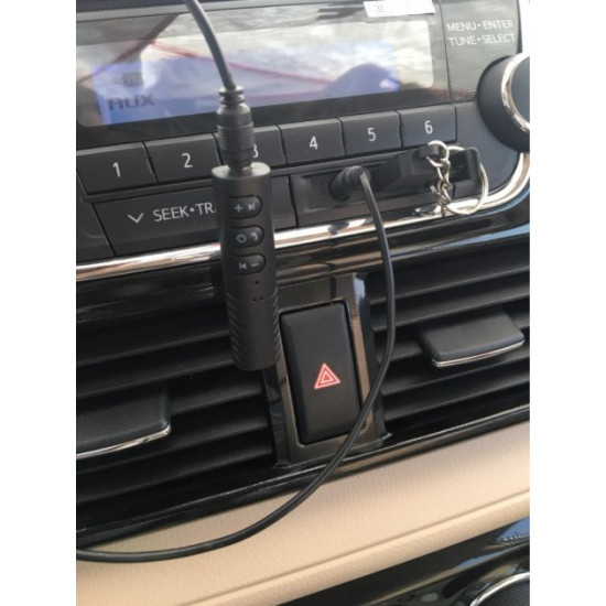 Bluetooth адаптер AUX для автомагнітоли Adin ВТ1, чорний