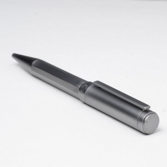 Ballpoint pen Hugo Boss Step Chrome