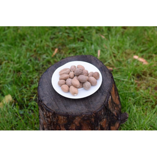 Whole nutmeg 500g.