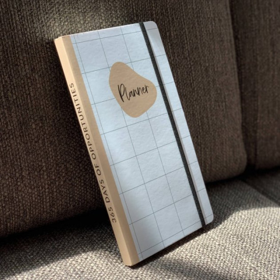  Еженедельник Compact Planner 10,5x19 см с разворотами на неделю