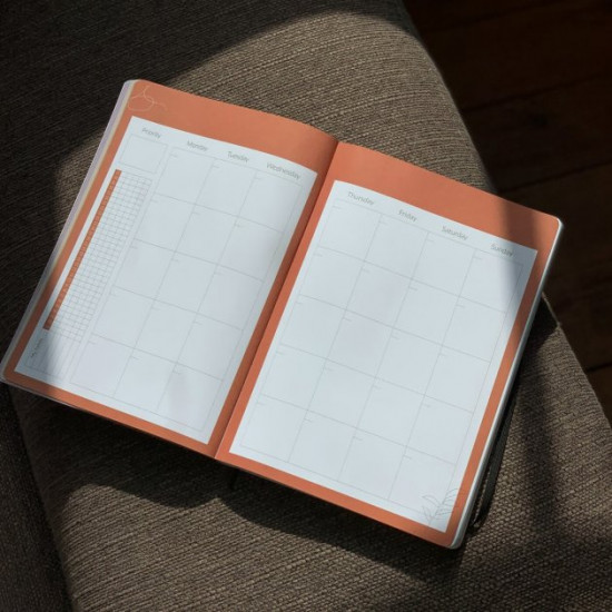 Planner A5+ Work 16x23 cm without spreads for a week