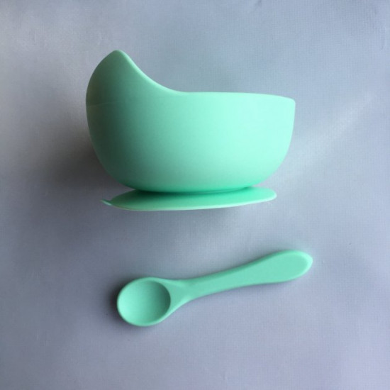 Silicone plate with suction cup with spoon mint