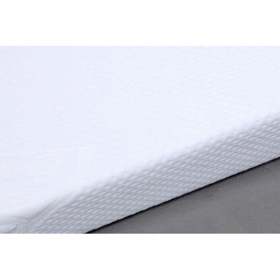 Moisture resistant mattress cover TAC. White-70x140