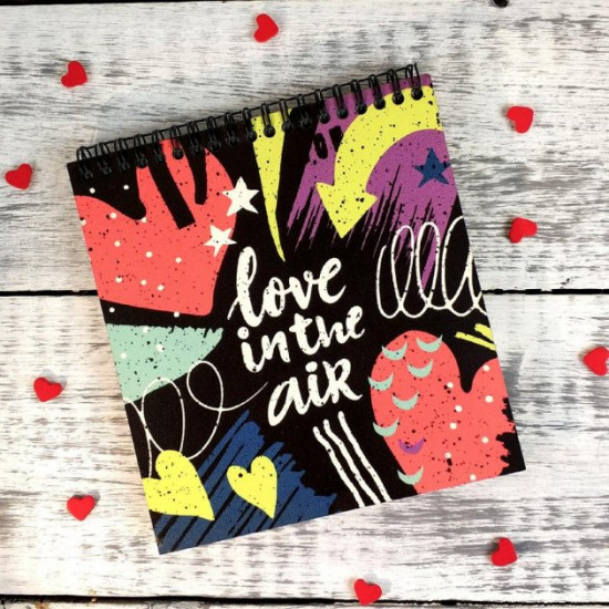  Блокнот Sketchbook Love in the air квадратный 16,7х18 см (BDK_18L016)