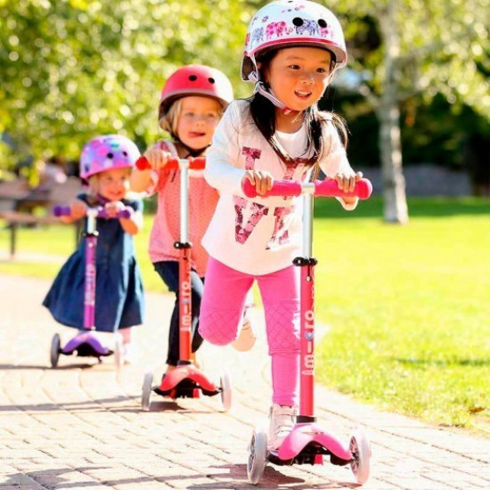 Three-wheel scooter Mini Micro Mini Deluxe Pink (MMD003) (not luminous wheels) pink