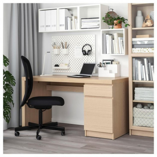 Writing desk IKEA MALM 140x65 cm oak (203.598.23)