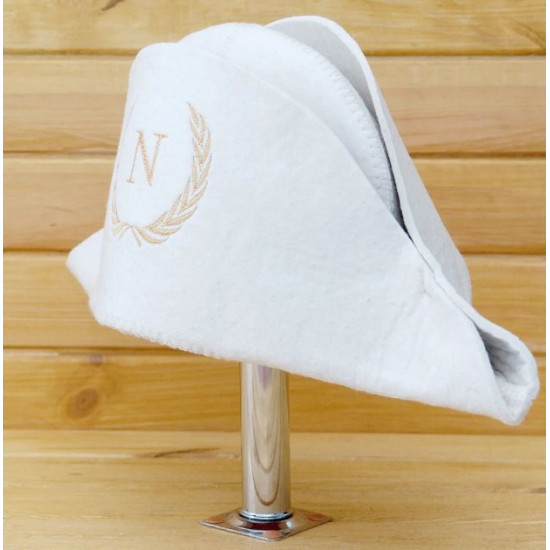 Model bath cap made of natural felt 