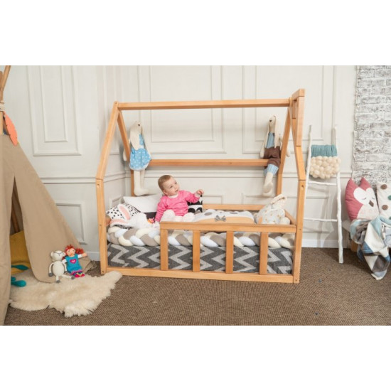 Children's bed Montessori house BUSY WOOD floor model 1 120x60 cm natural wood