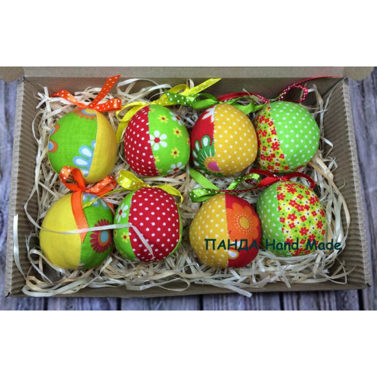 Set of handmade Easter eggs - 8pcs in a box