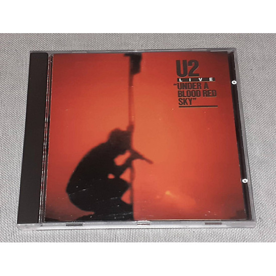 Фирменный U2 - Under A Blood Red Sky (Live)