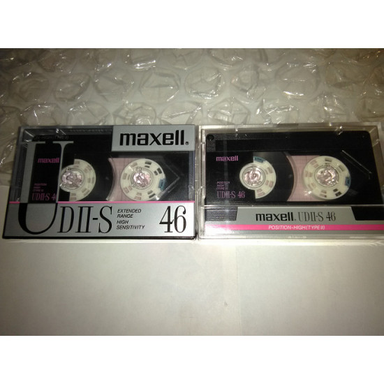 Audio cassettes MAXELL Japan market